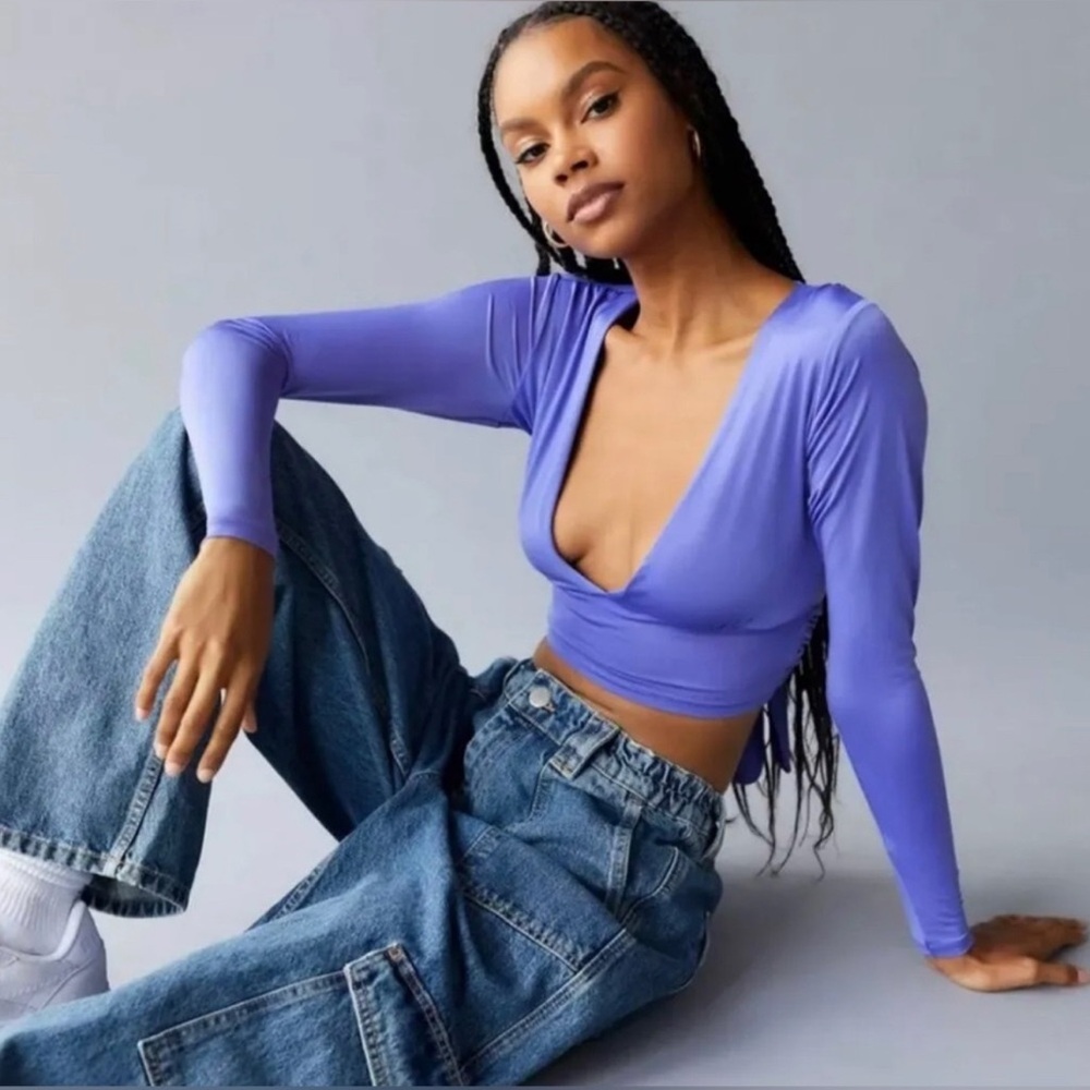 Urban Outfitters Iris plunge Long Sleeve Deep V Neck Top XS